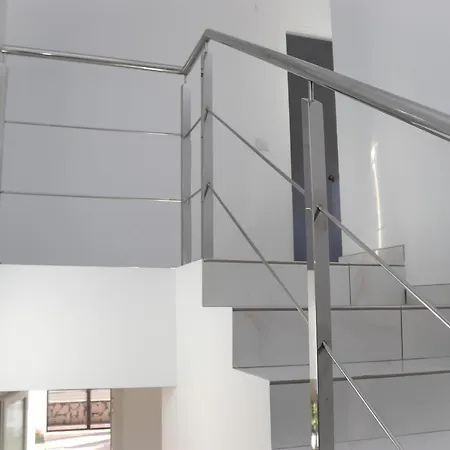 Cala Blanca 85 別荘