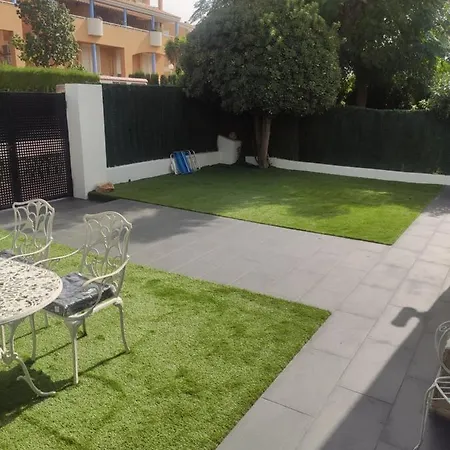 別荘 Cala Blanca 85 *