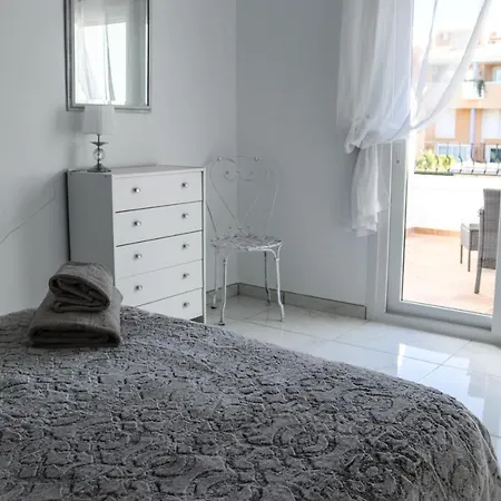 Cala Blanca 85 * Γιαβέα
